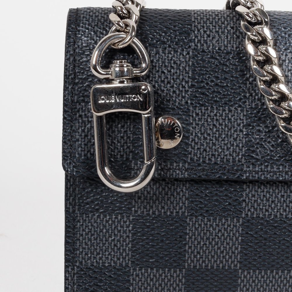 Louis Vuitton Damier Graphite Chain Wallet - Picture 5 of 12